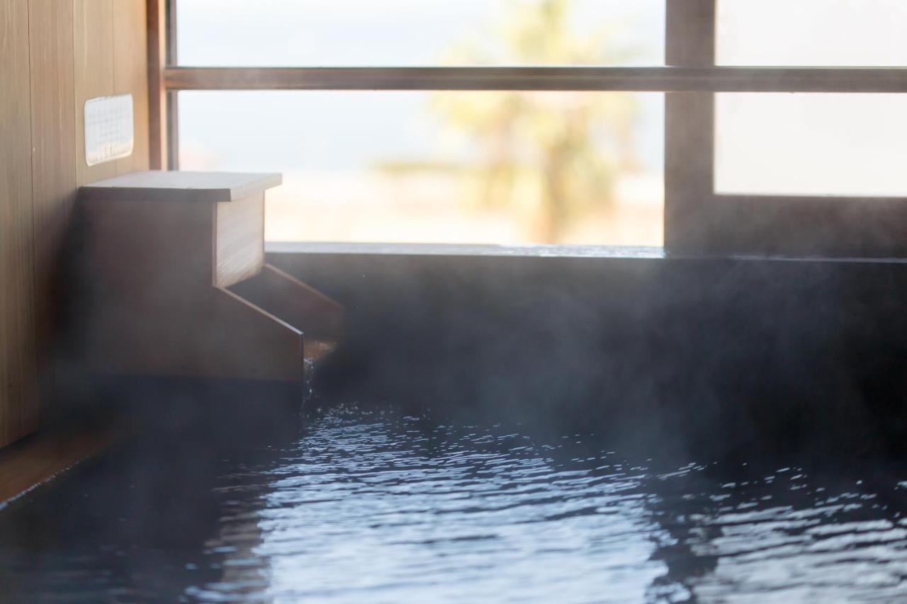 Iseya, Seaview Private Oceanside Bath Hotel Унзен Екстериор снимка